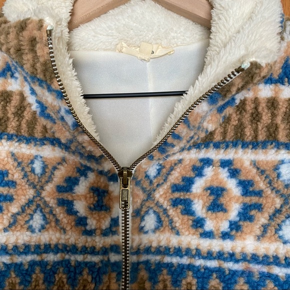 Oversized Fleece Sweater - Picture 5 of 7